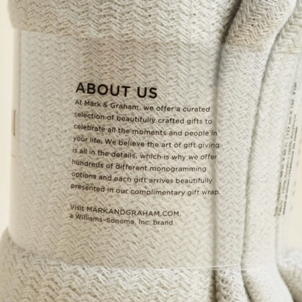 🎉HP!🎉 *NWT* Mark & Graham Colorblock Throw - Picture 4 of 7